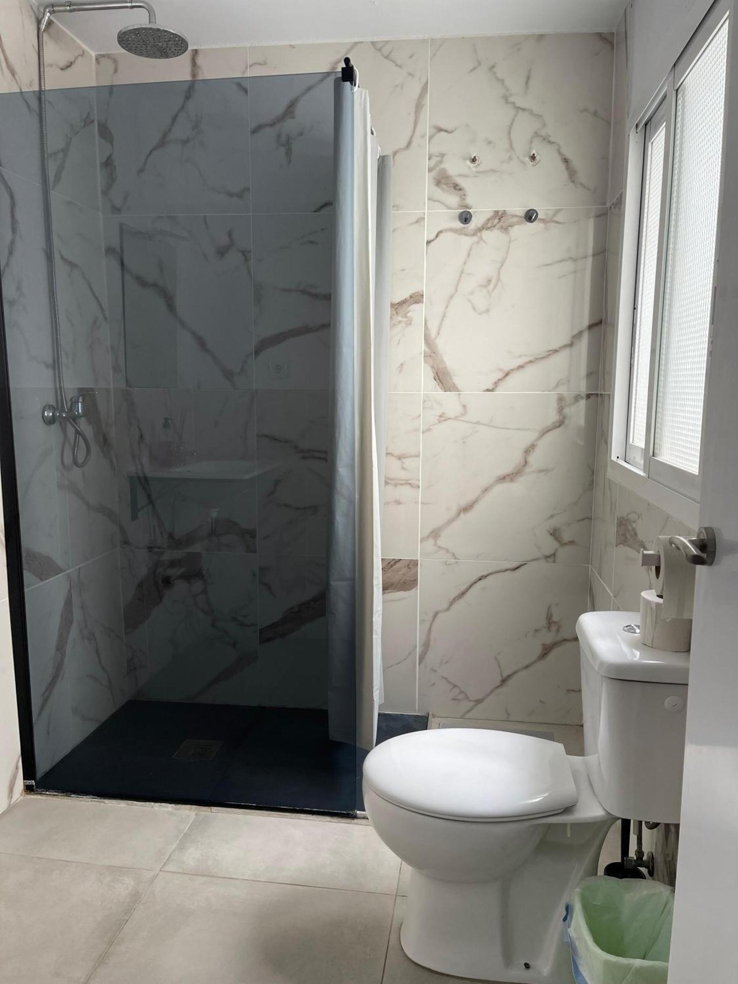 Hostal Santa Calma Marbella Zewnętrze zdjęcie