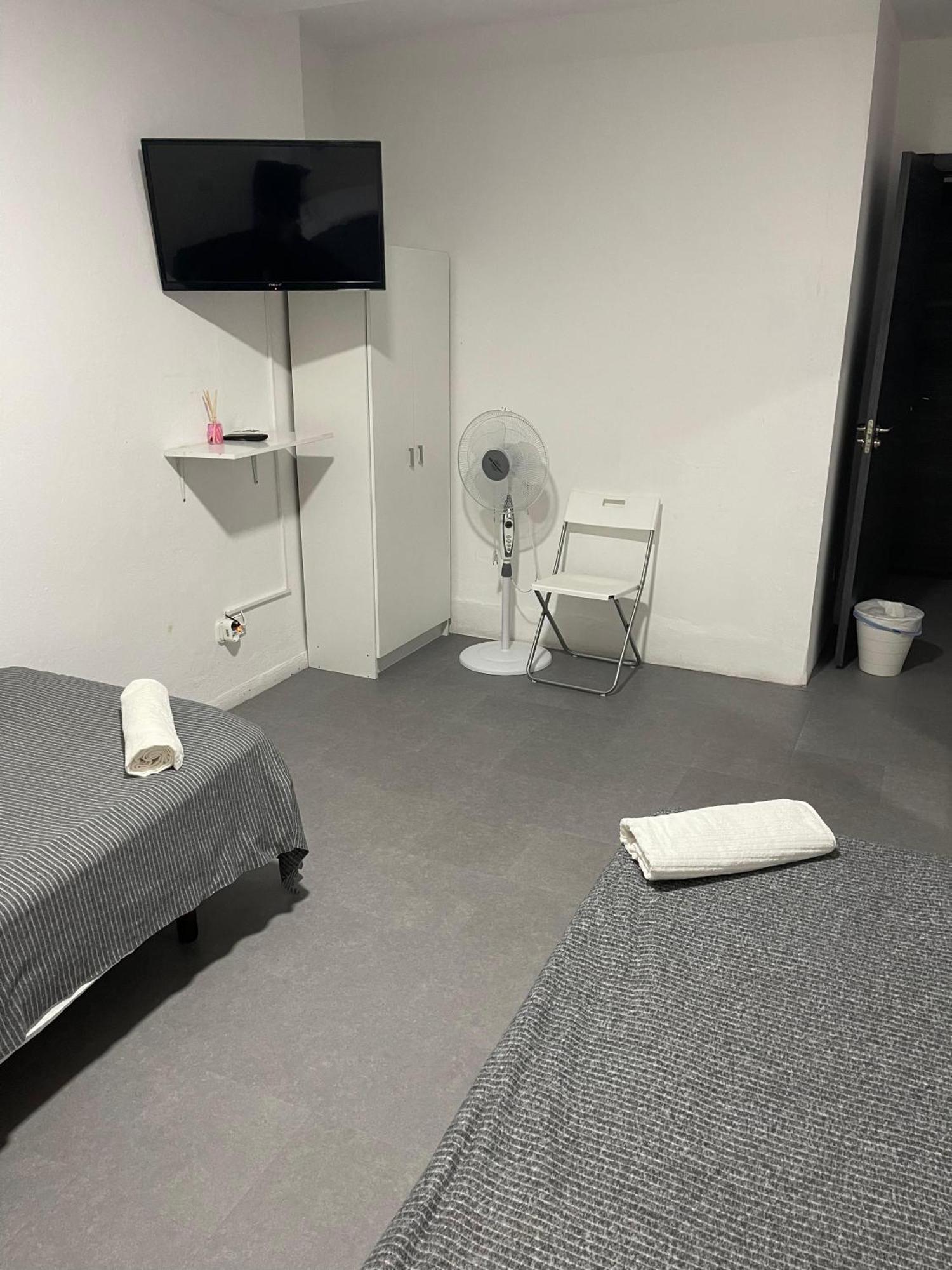 Hostal Santa Calma Marbella Zewnętrze zdjęcie
